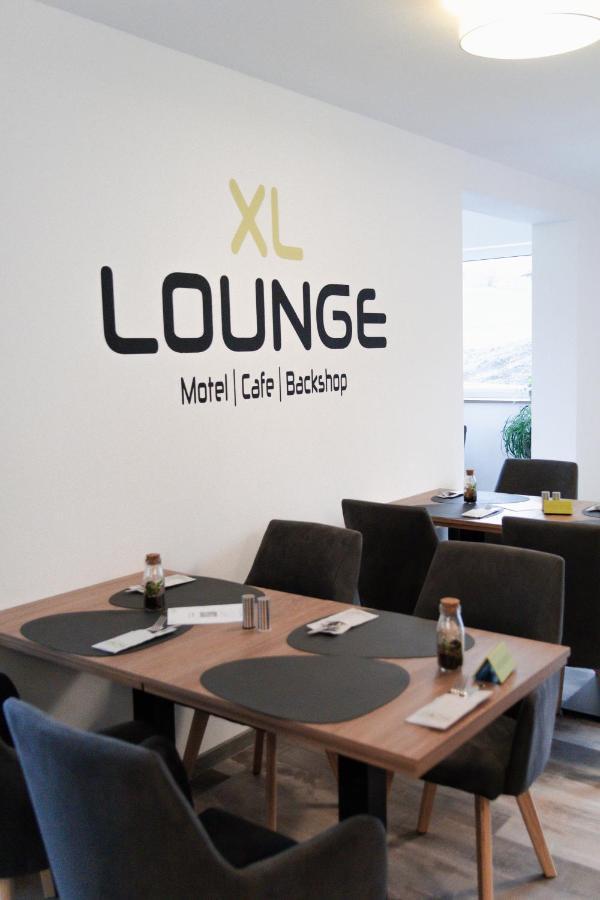 Motel Xl Lounge Traisen Exteriör bild